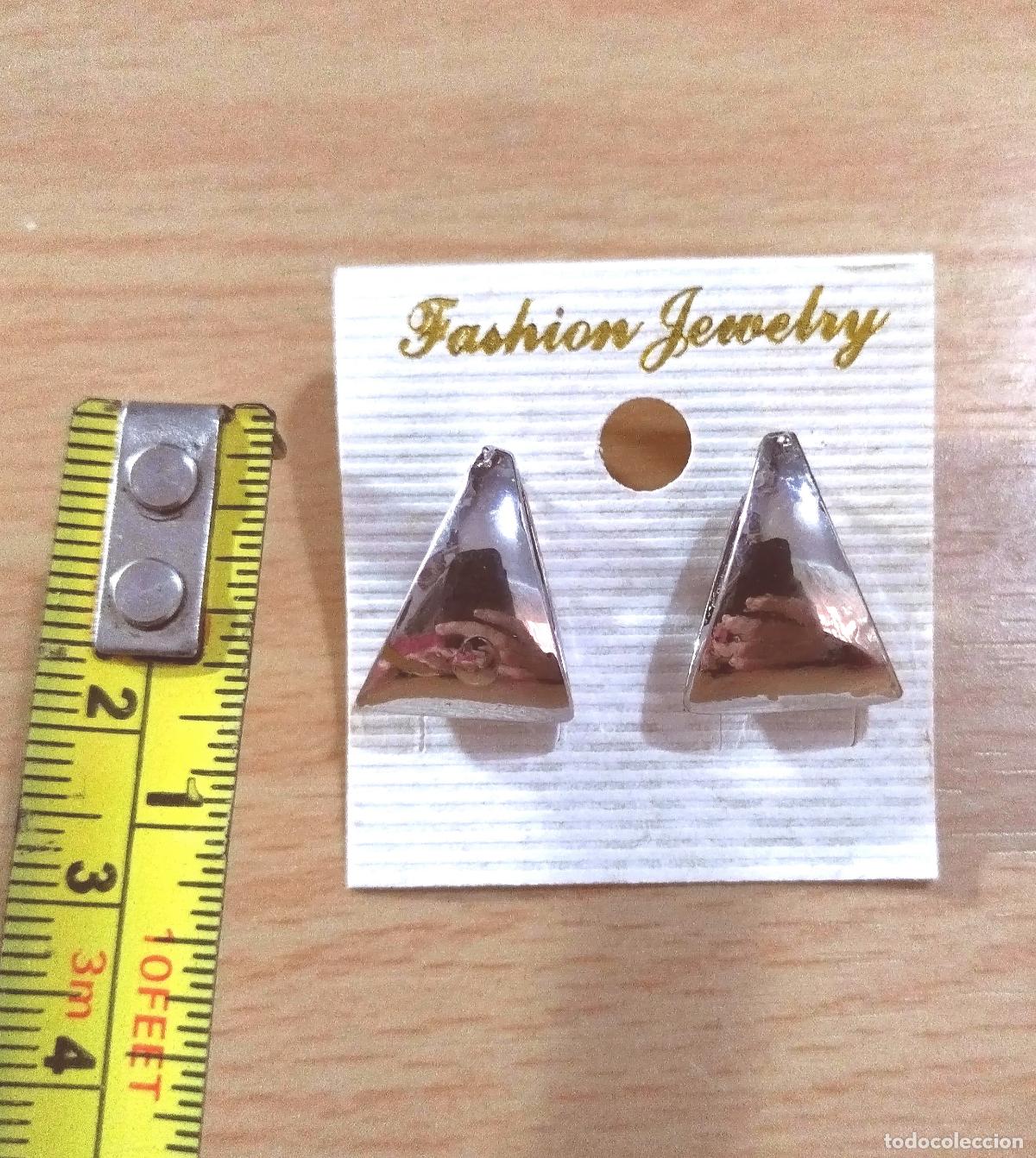 Joyeria: Pendientes plateados de bisuter&iacute;a. - Foto 5