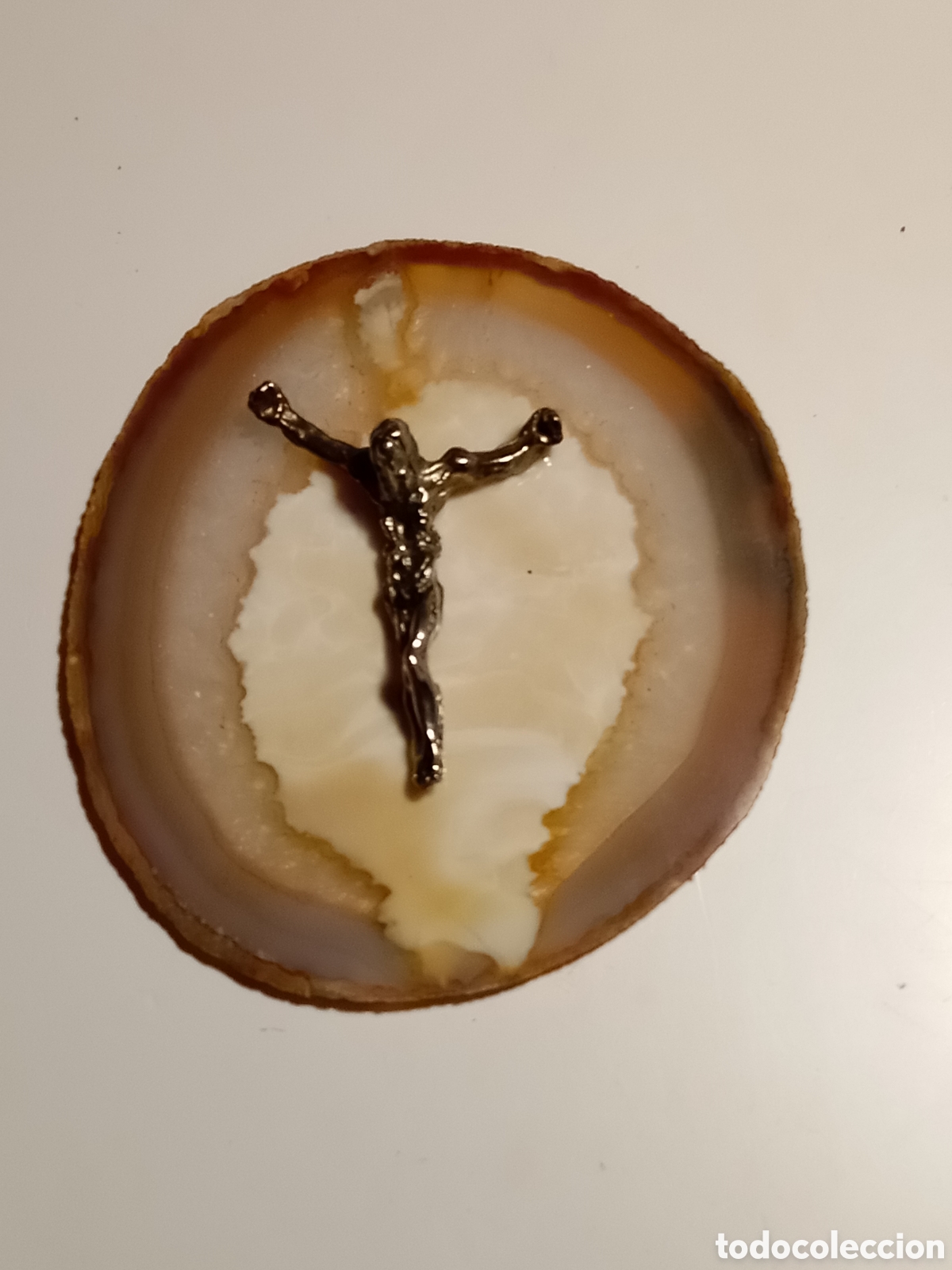 Joyeria: Cristo de Dali, sobre onice. - Foto 1