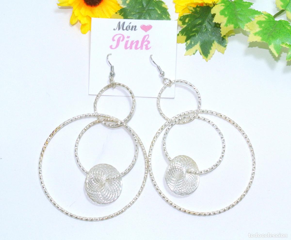 Joyeria: Pendientes largos color plata, A&ntilde;o 2000, Nuevos - Foto 1
