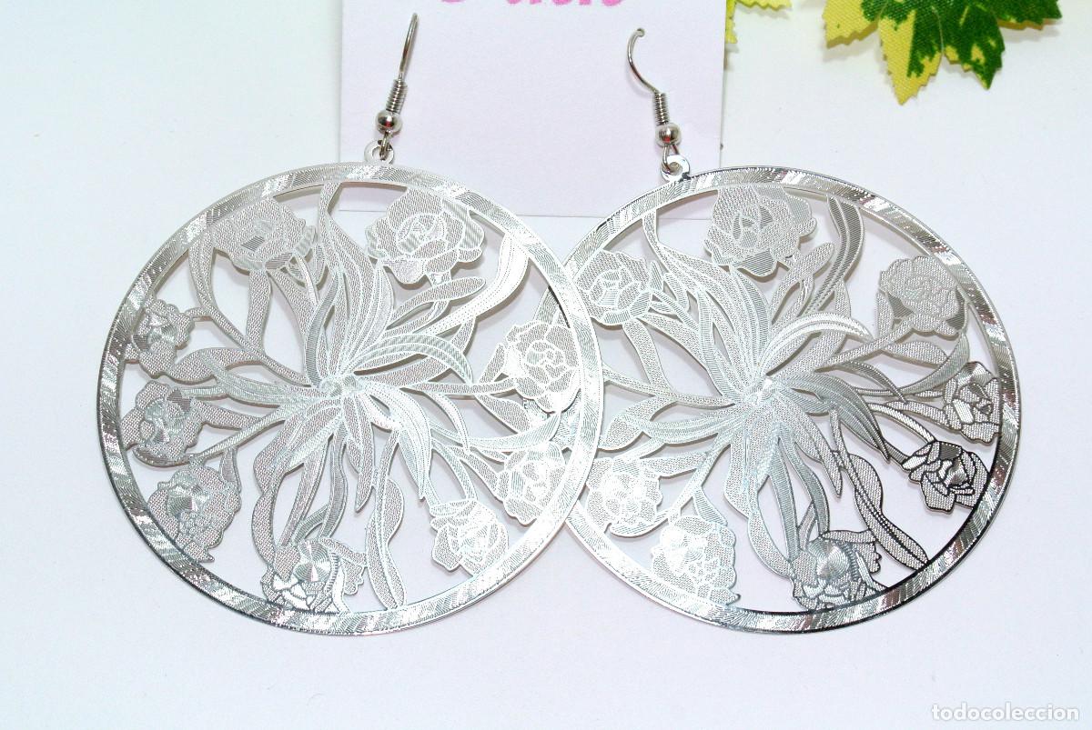 Joyeria: Pendientes largos color plata, A&ntilde;o 2000, Nuevos - Foto 1