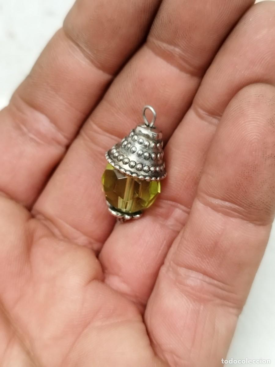 Joyeria: Colgante de bisuter&iacute;a. - Foto 2