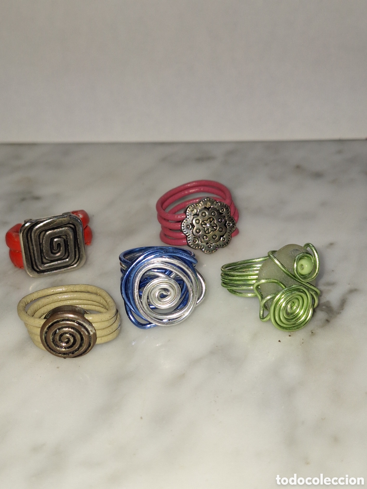Joyeria: Lote de cinco anillos - Foto 1