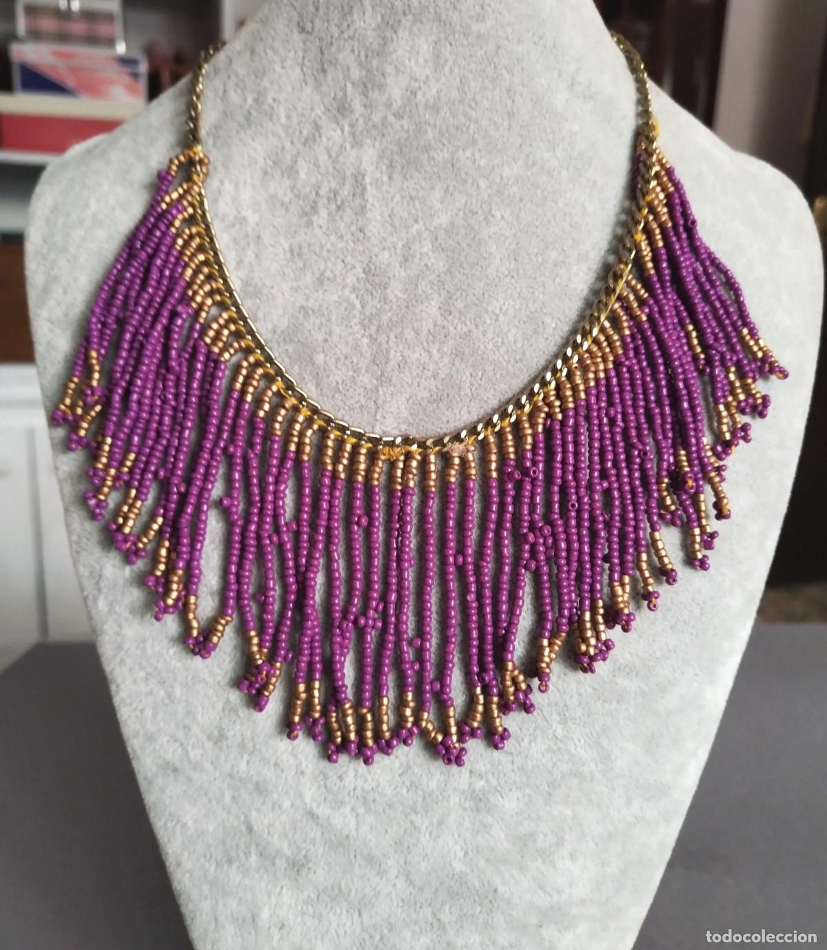 Joyeria: Collar dorado y con piedras moradas. - Foto 1