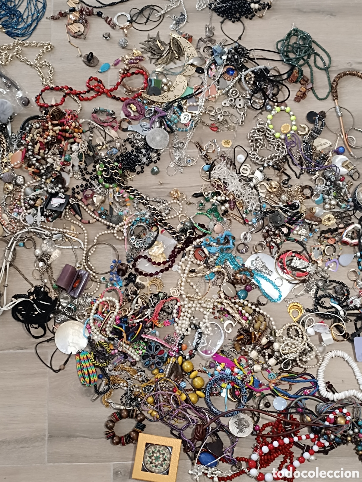 Joyeria: Lote bisuter&iacute;a 14 kilos - Foto 16
