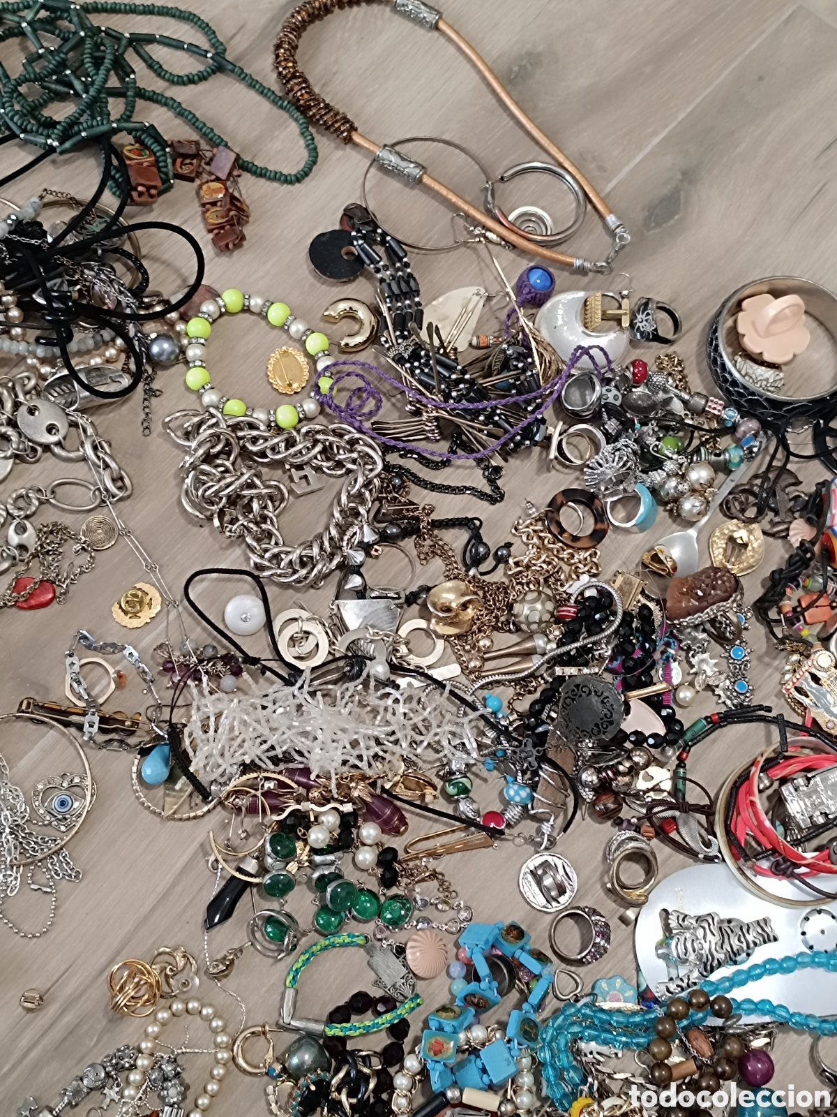 Joyeria: Lote bisuter&iacute;a 14 kilos - Foto 26