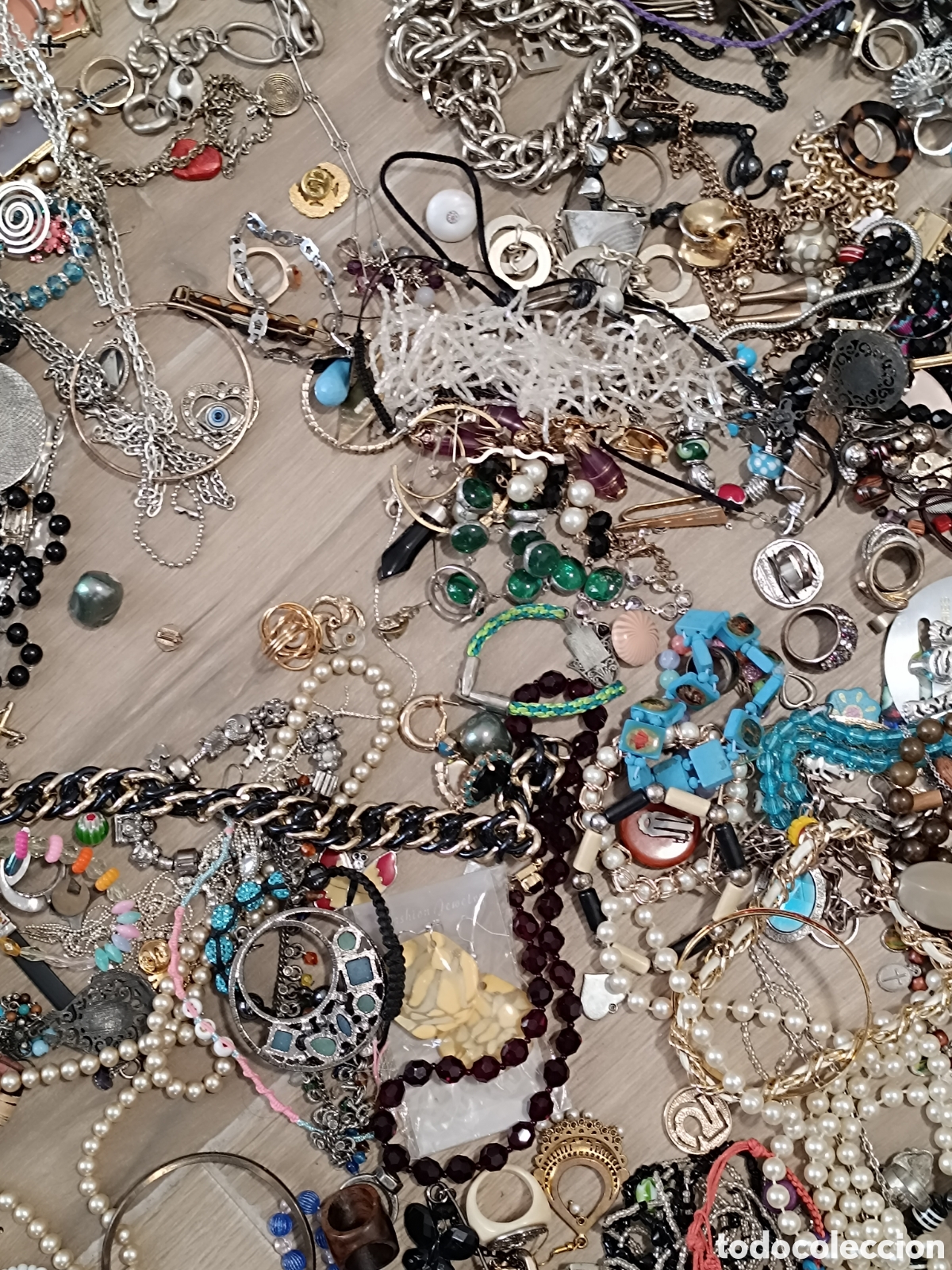Joyeria: Lote bisuter&iacute;a 14 kilos - Foto 27