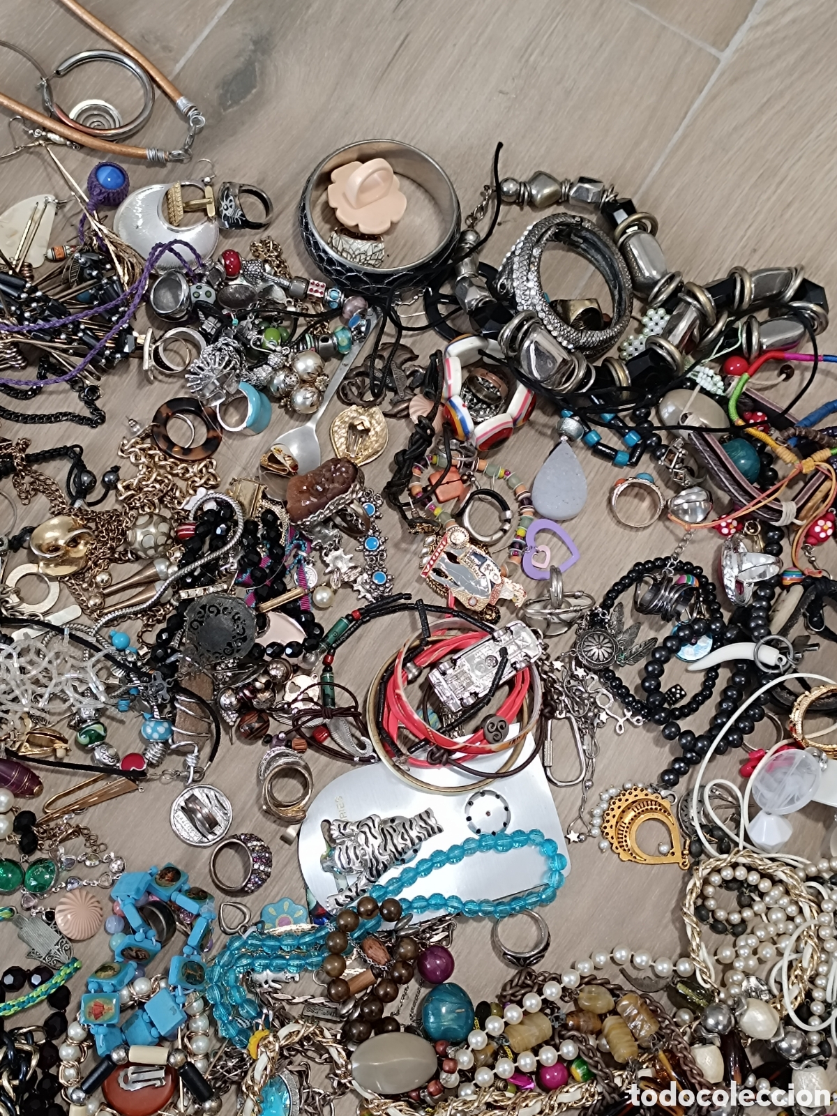 Joyeria: Lote bisuter&iacute;a 14 kilos - Foto 29