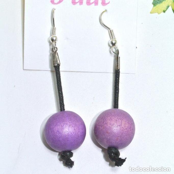 Joyeria: Pendientes vintage largos color negro y madera color morado, A&ntilde;o 2000, Nuevos