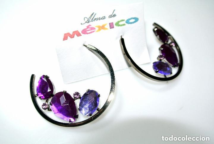 Joyeria: Pendientes de aro con strass morado, A&ntilde;o 2000, Nuevos - Foto 2