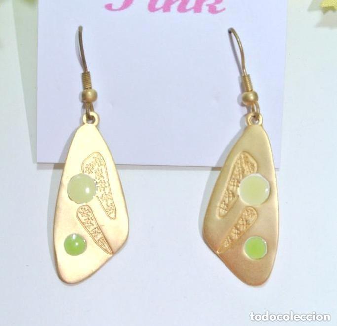 Joyeria: Pendientes vintage color oro satinado y verde, A&ntilde;os 90's, Nuevos