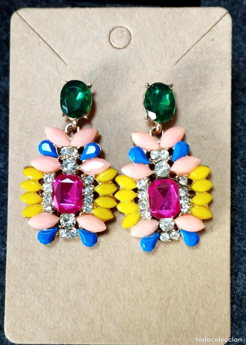Joyeria: Pendientes largos con strass color combinado, A&ntilde;o 2000, Nuevos - Foto 2