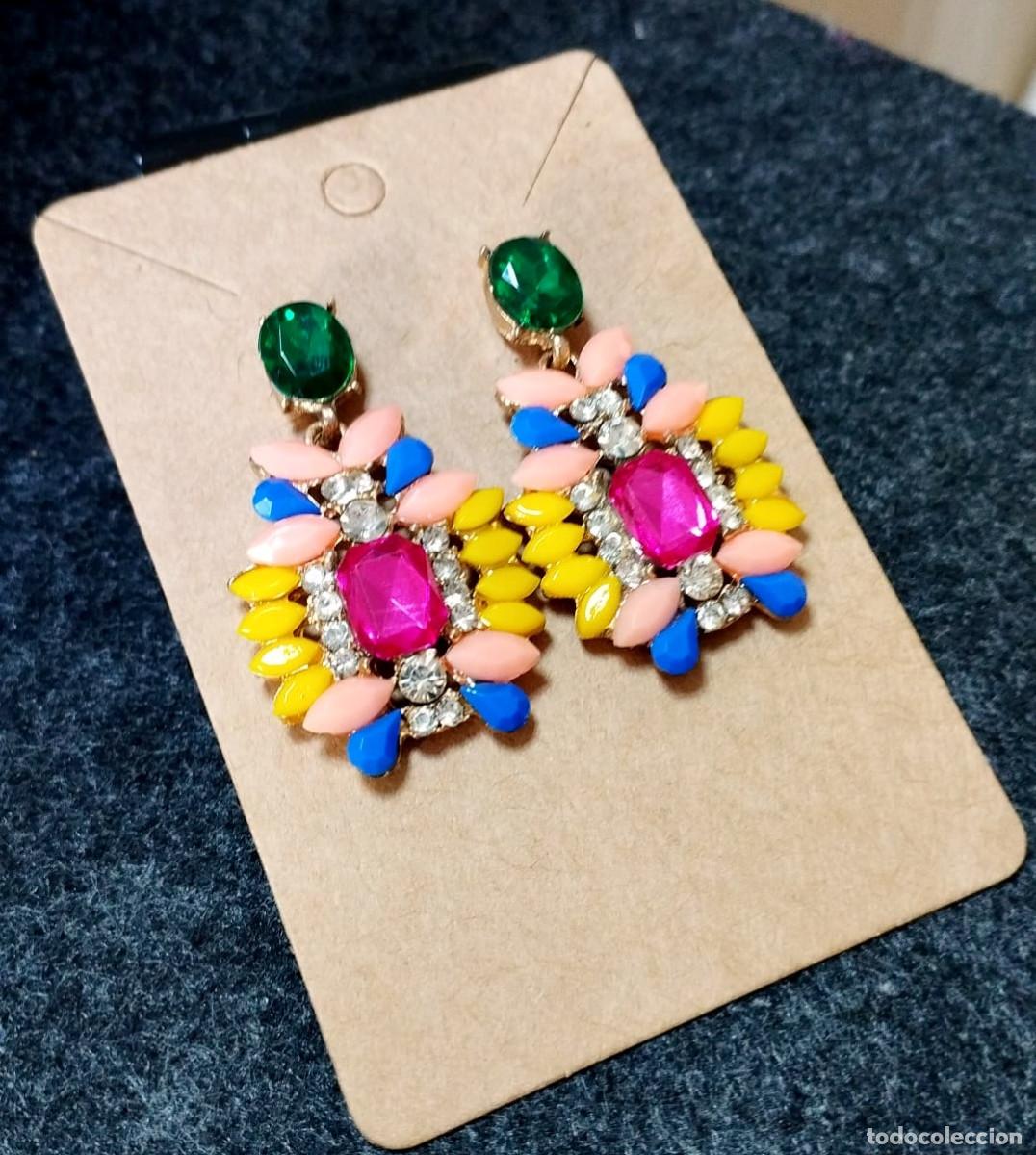 Joyeria: Pendientes largos con strass color combinado, A&ntilde;o 2000, Nuevos - Foto 3