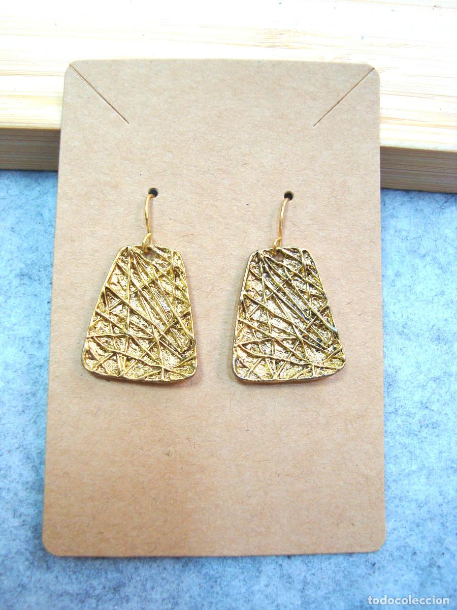 Joyeria: Pendientes color oro, A&ntilde;o 2000, Nuevos - Foto 1