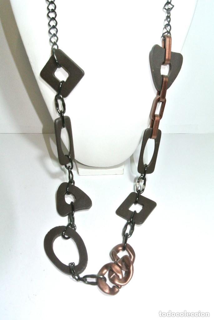 Joyeria: Collar largo color marr&oacute;n y negro, A&ntilde;o 2000, Nuevo - Foto 2