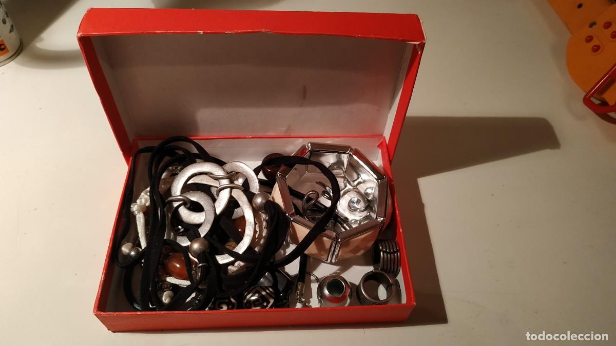 Joyeria: Lote bisuter&iacute;a vintage - Foto 1