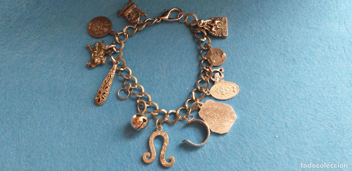 Joyeria: Pulsera o brazalete de metal con m&uacute;ltiples abalorios - Foto 2