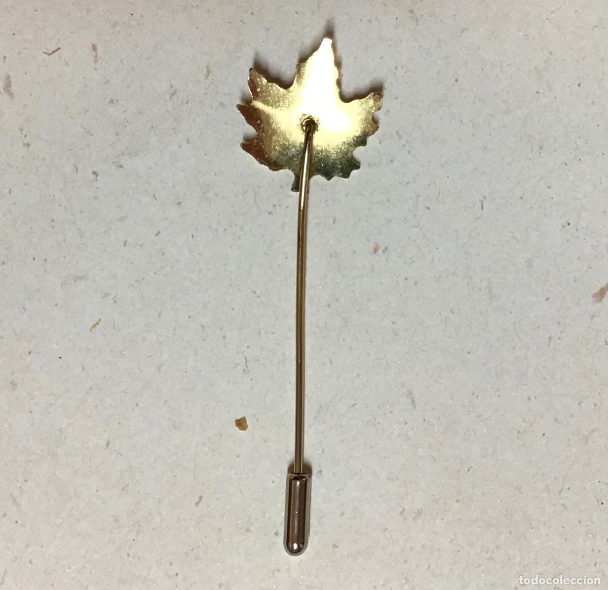 Joyeria: BROCHE DE METAL DORADO - Foto 2
