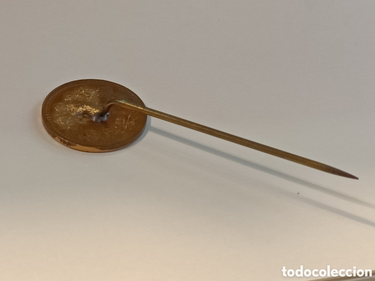 Joyeria: Aguja con peque&ntilde;a moneda dorada. - Foto 5
