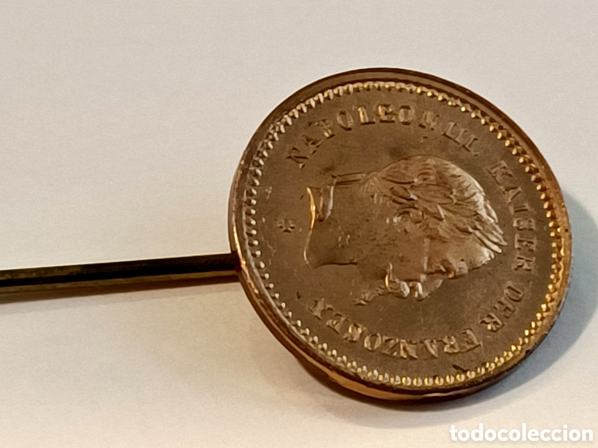 Joyeria: Aguja con peque&ntilde;a moneda dorada. - Foto 3