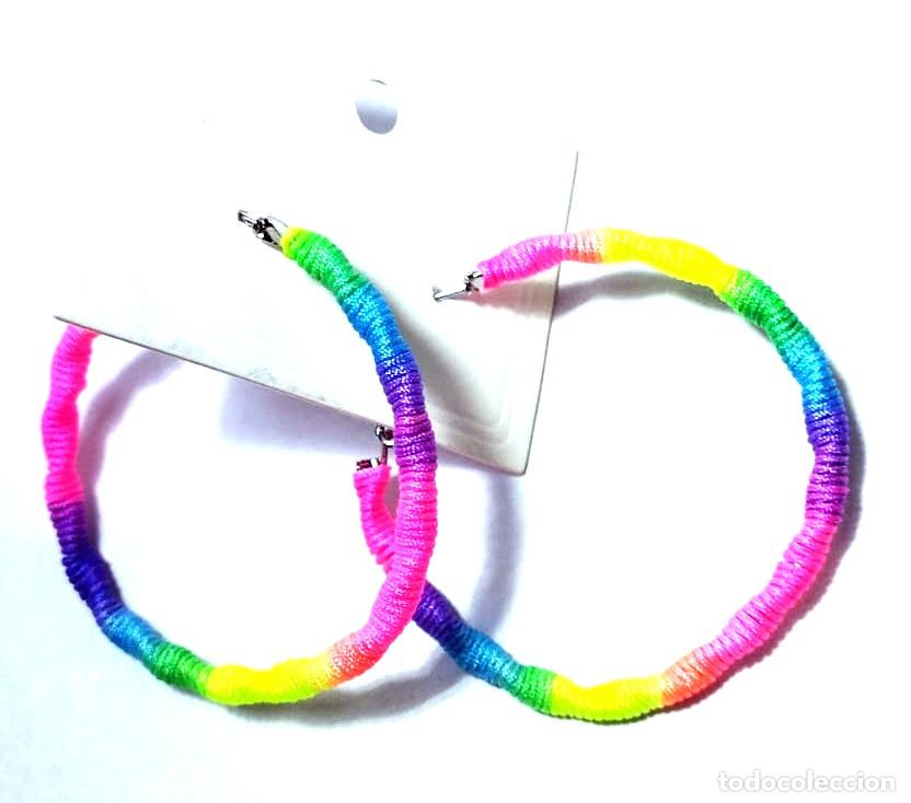 Joyeria: Pendientes de aro multicolor, di&aacute;metro 5.1 cm, Nuevos - Foto 2