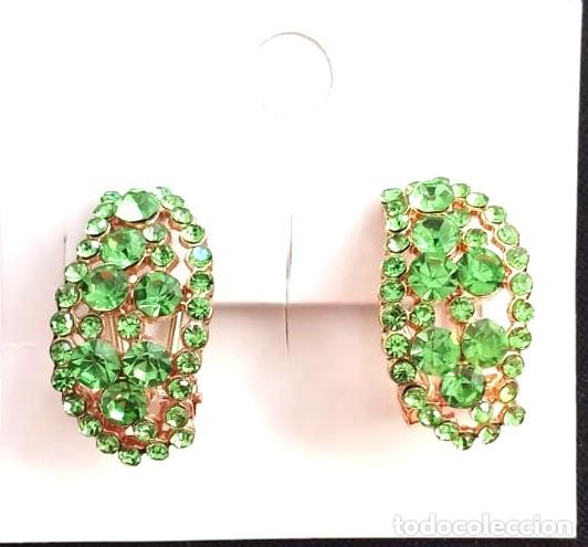 Joyeria: Pendientes color oro con strass verde, Nuevos - Foto 1