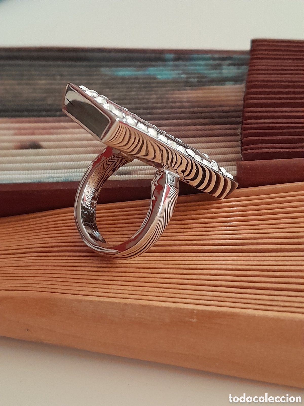 Joyeria: SORTIJA RECTANGULAR CON CRISTAL. ITALIA. - Foto 4