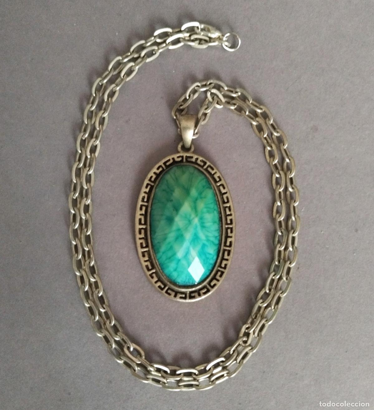 Joyeria: Colgante con cadena plateada. - Foto 2