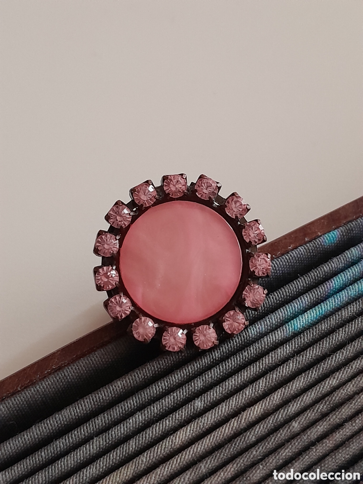 Joyeria: SORTIJA NACARADA CON CRISTAL ROSA. ABIERTA - Foto 3