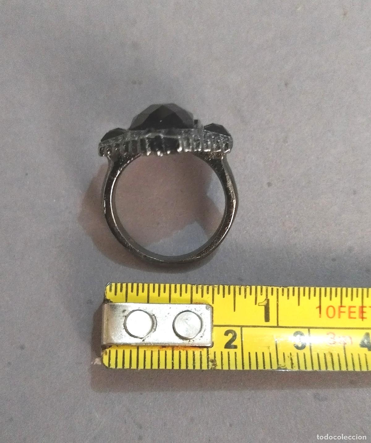 Joyeria: Anillo g&oacute;tico, con cristal negro. - Foto 3