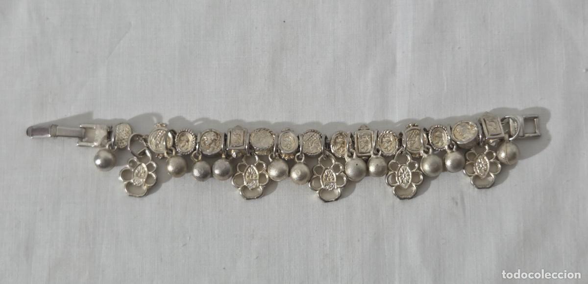 Joyeria: Pulsera de metal plateado - Foto 1