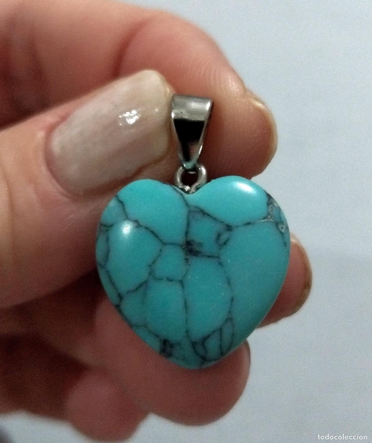 Joyeria: Colgante con piedra azul turquesa, forma coraz&oacute;n. - Foto 3