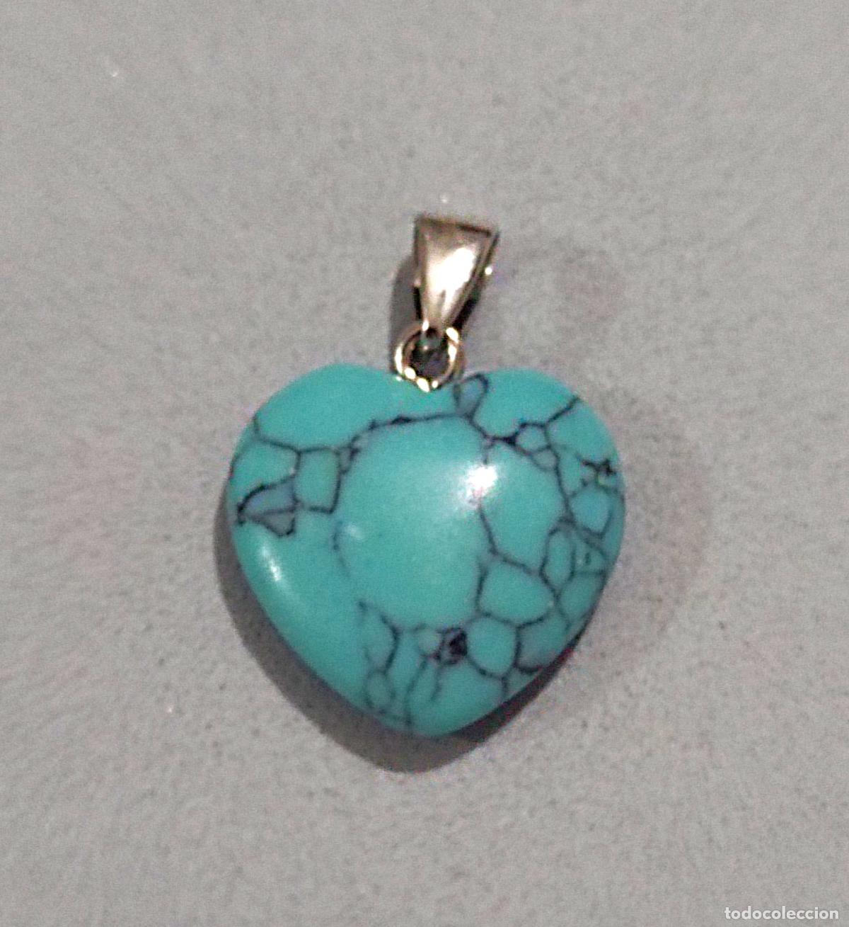 Joyeria: Colgante con piedra azul turquesa, forma coraz&oacute;n. - Foto 1