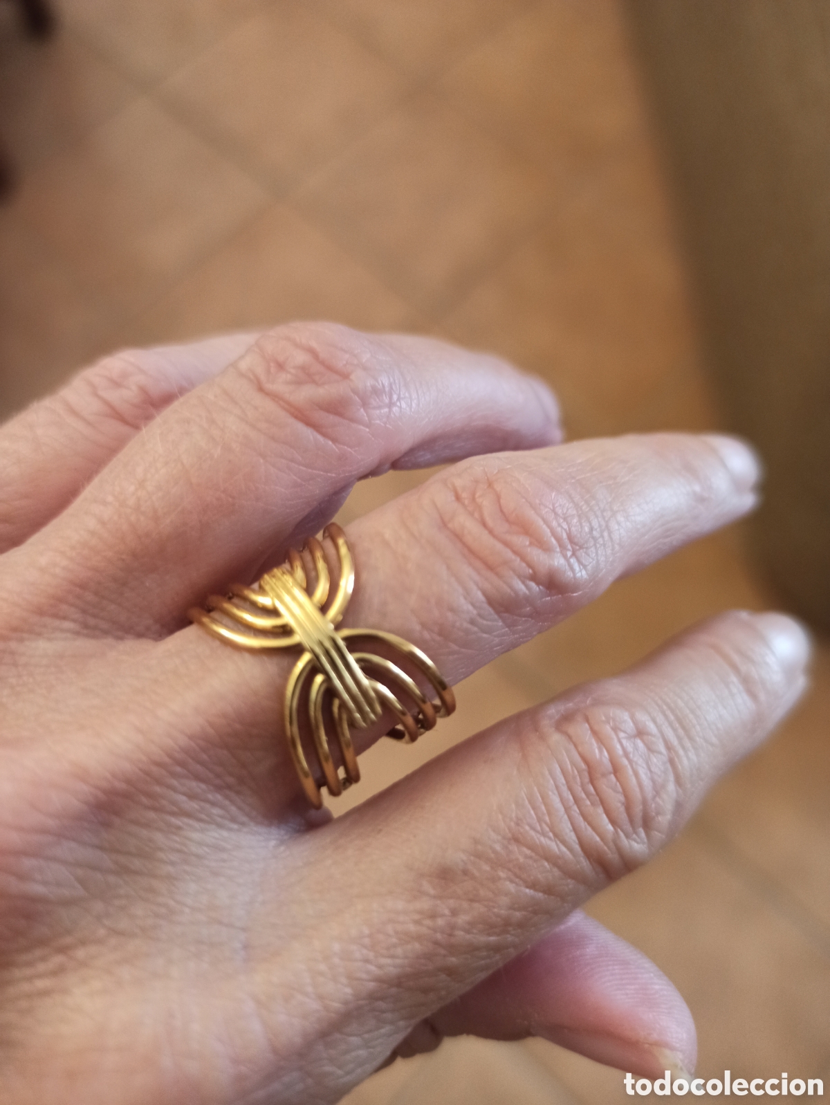 Joyeria: Anillo acero inox dorado ajustable - Foto 1