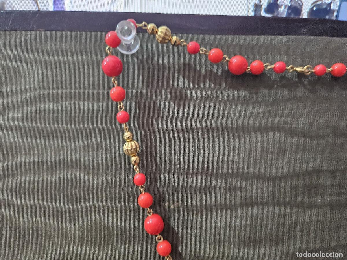 Joyeria: collar de bolas roja y dorado - Foto 2