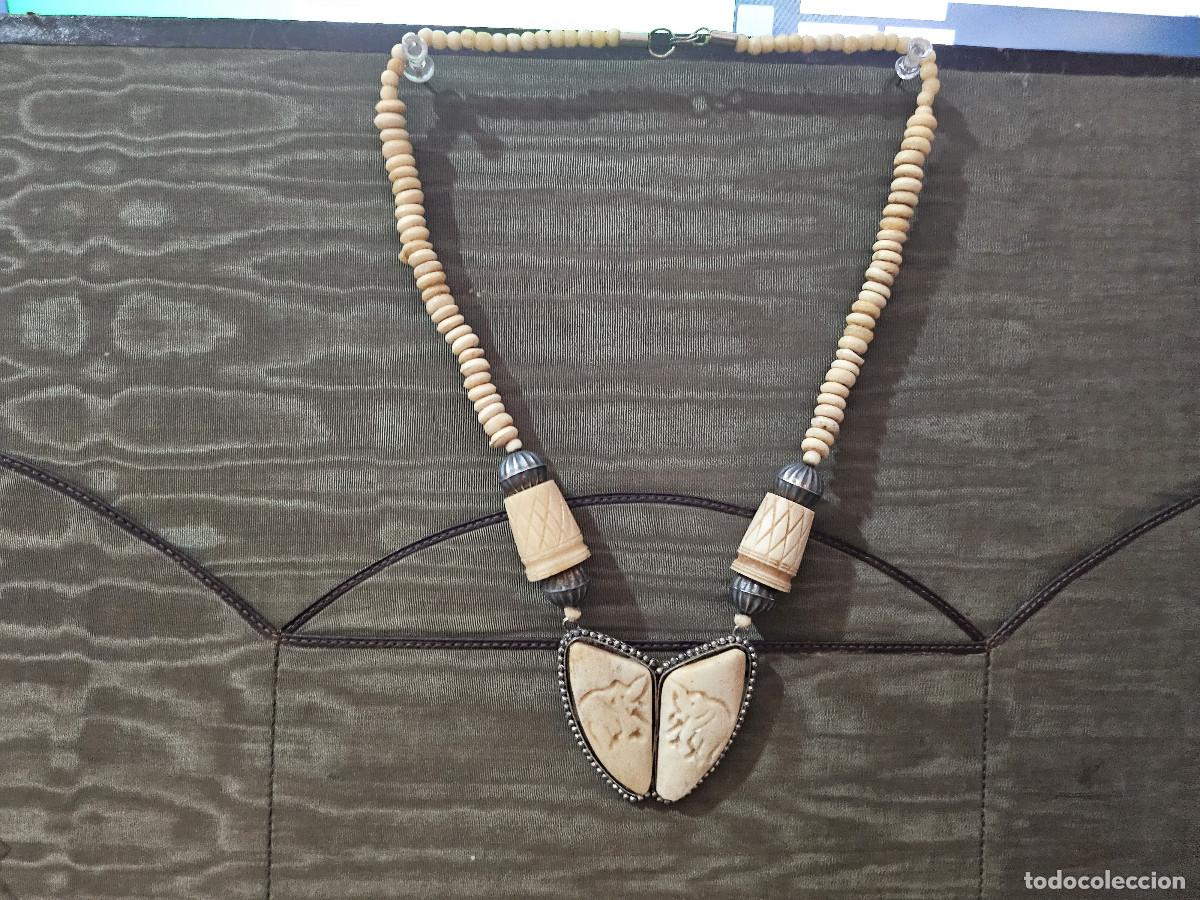 Joyeria: collar de hueso y plateado - Foto 1