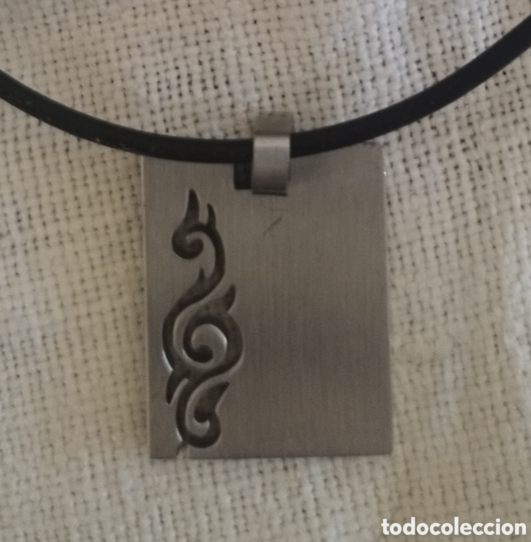 Joyeria: Collar placa acero inoxidable calada y correa de caucho - Foto 1