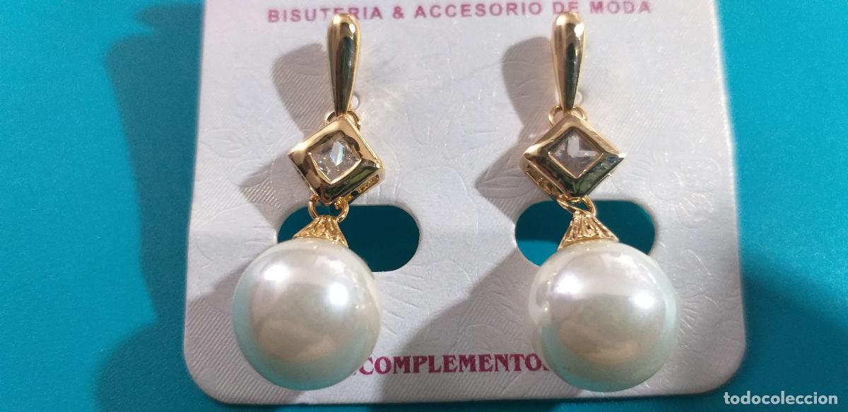 Joyeria: Pendientes. Dorados y blanco - Foto 2