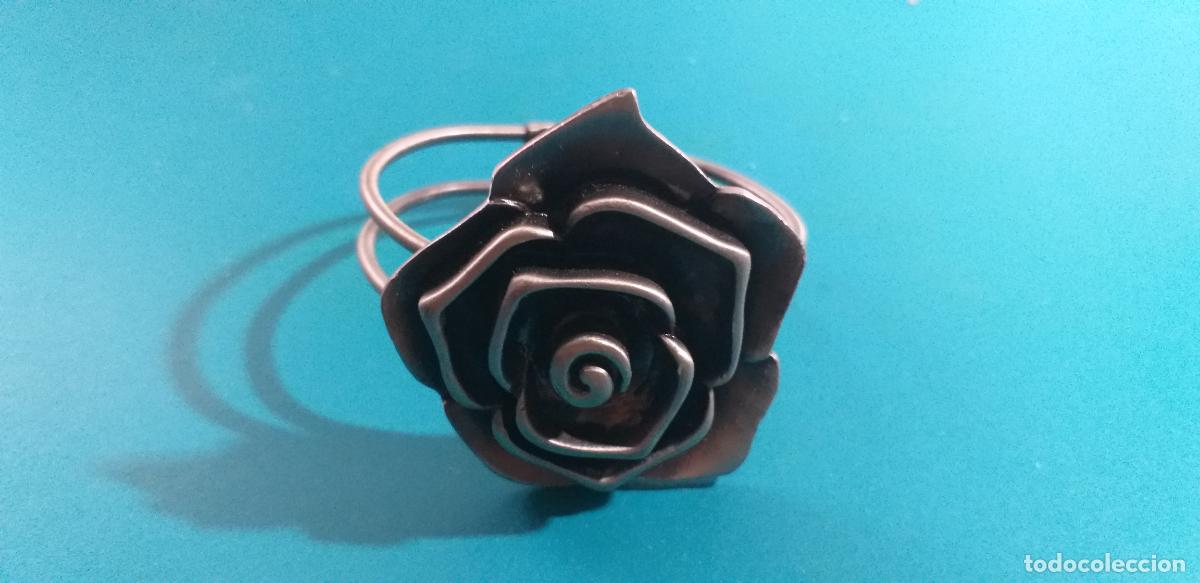Joyeria: Pulsera con forma de flor. - Foto 1