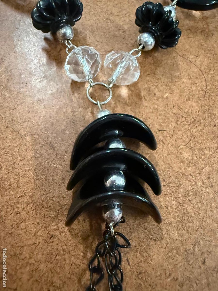 Joyeria: Espectacular collar con cuentas de plastico - Foto 2