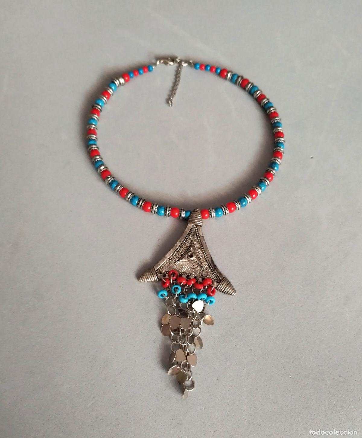 Joyeria: Collar corto, bisuter&iacute;a. - Foto 2