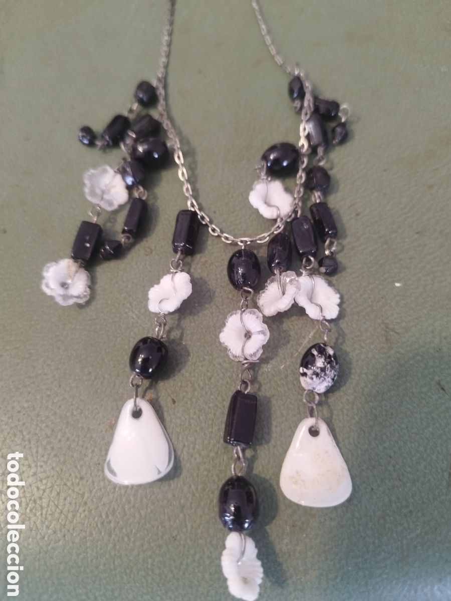 Joyeria: Collar blanco y negro vintage - Foto 1
