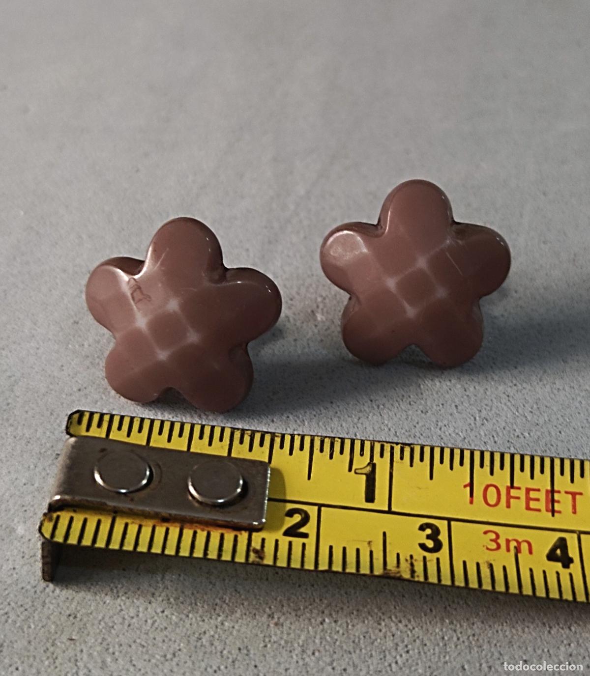 Joyeria: Pendientes de bisuter&iacute;a, forma de flor. - Foto 2