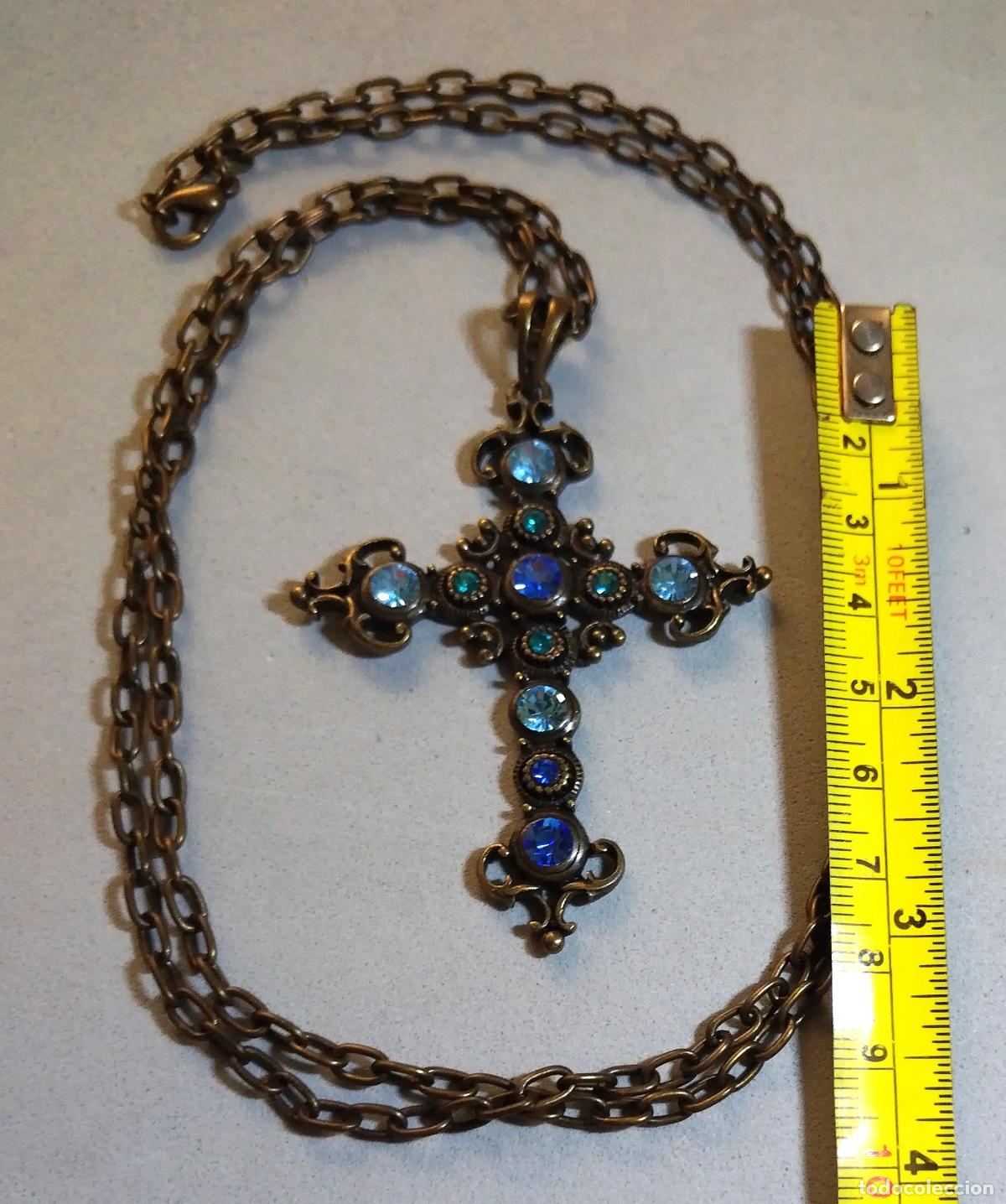Joyeria: Cruz g&oacute;tica con cadena, bisuter&iacute;a. - Foto 3