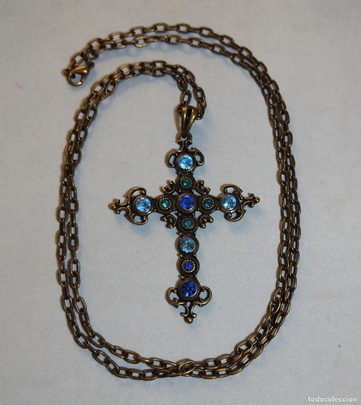 Joyeria: Cruz g&oacute;tica con cadena, bisuter&iacute;a. - Foto 4