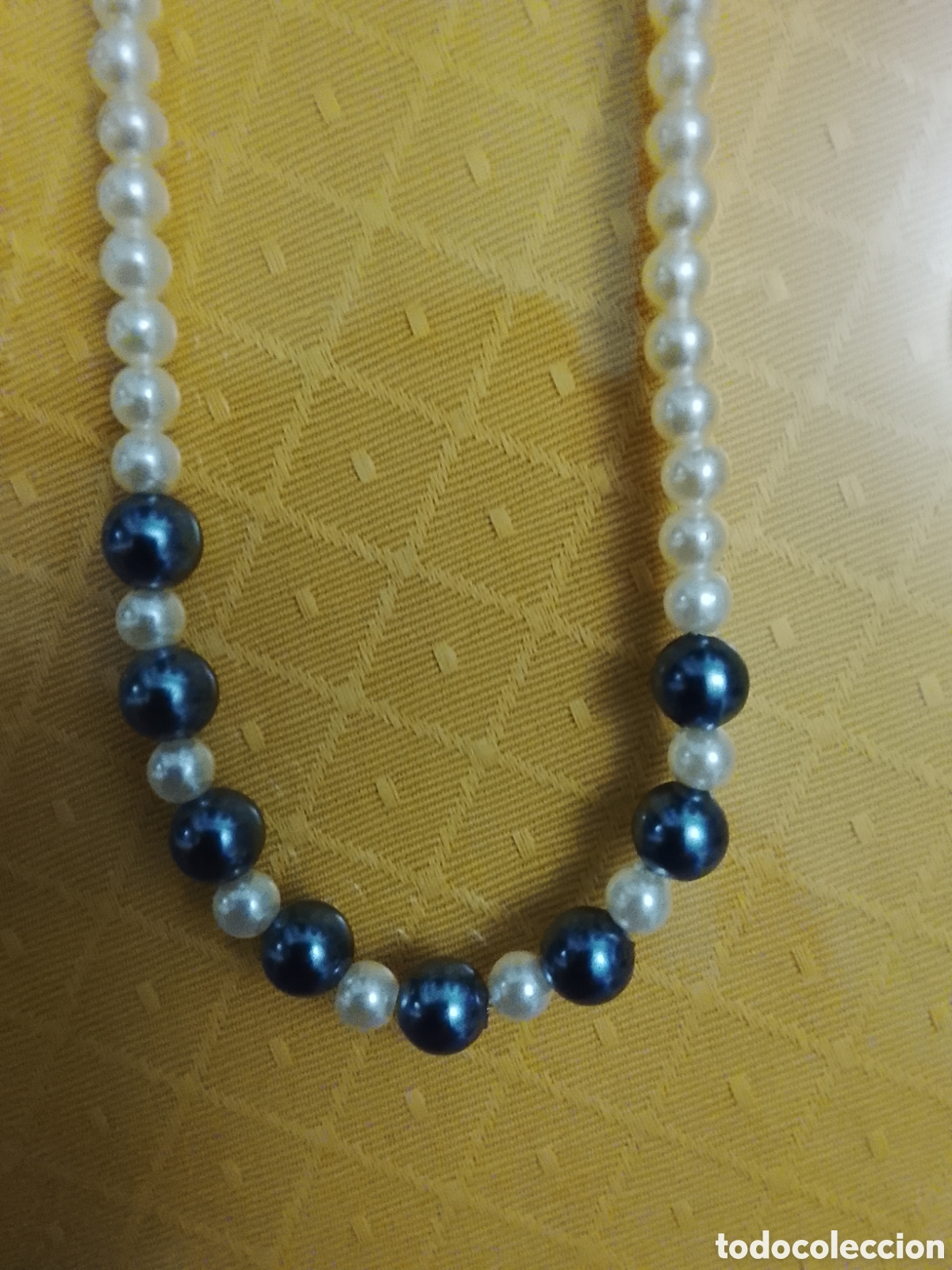 Joyeria: Dos collares bisuter&iacute;a. - Foto 4