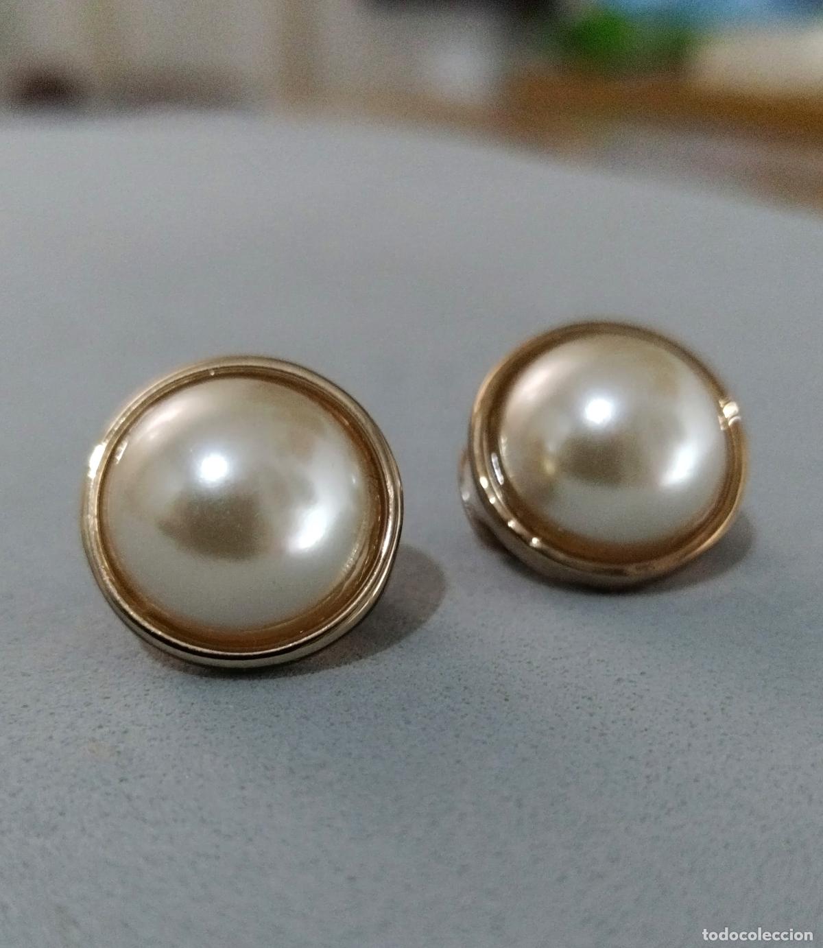 Joyeria: Pendientes dorados con perla, cierre de clip. - Foto 4