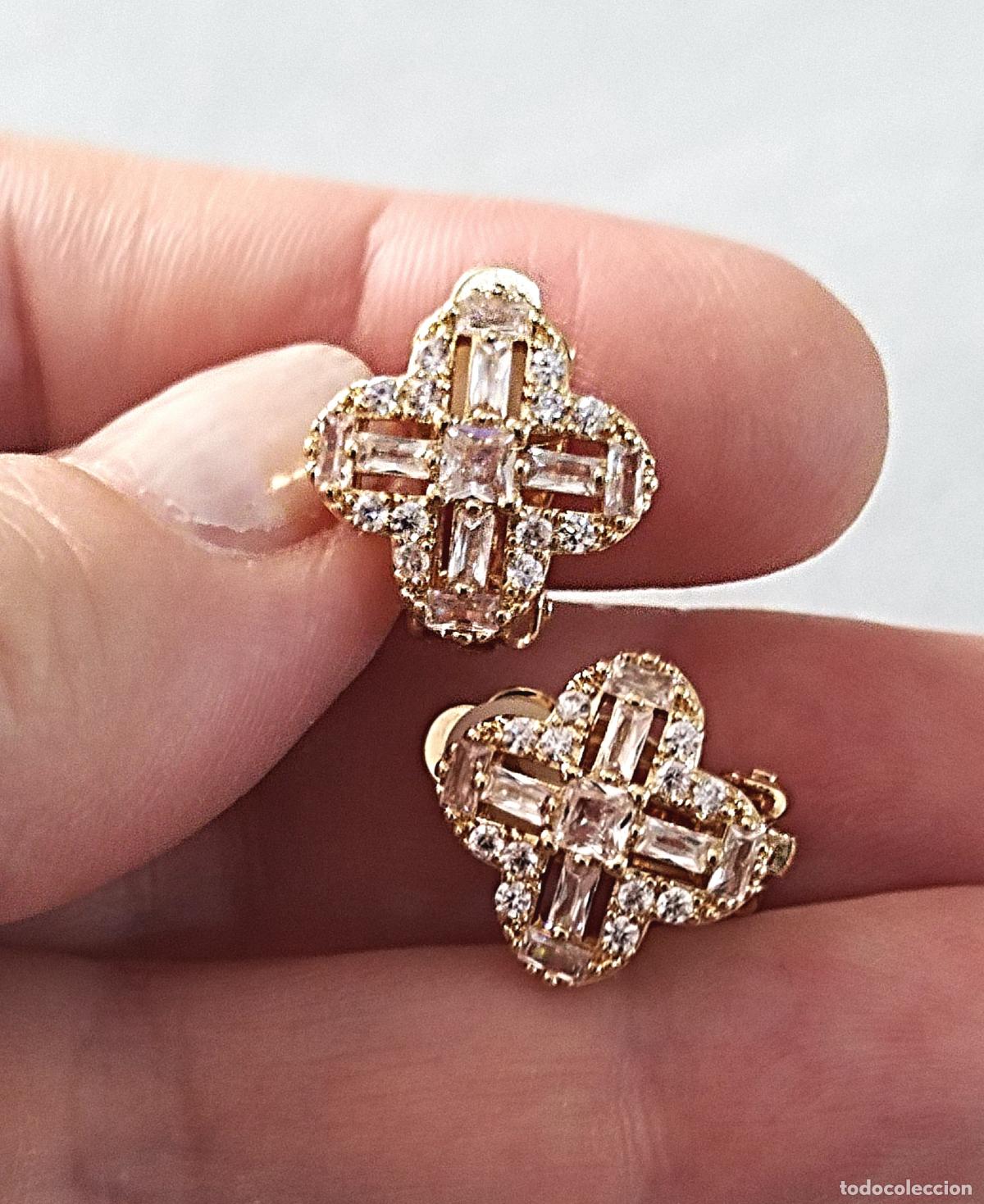 Joyeria: Pendientes dorados con cristalitos, cierre de clip. - Foto 8
