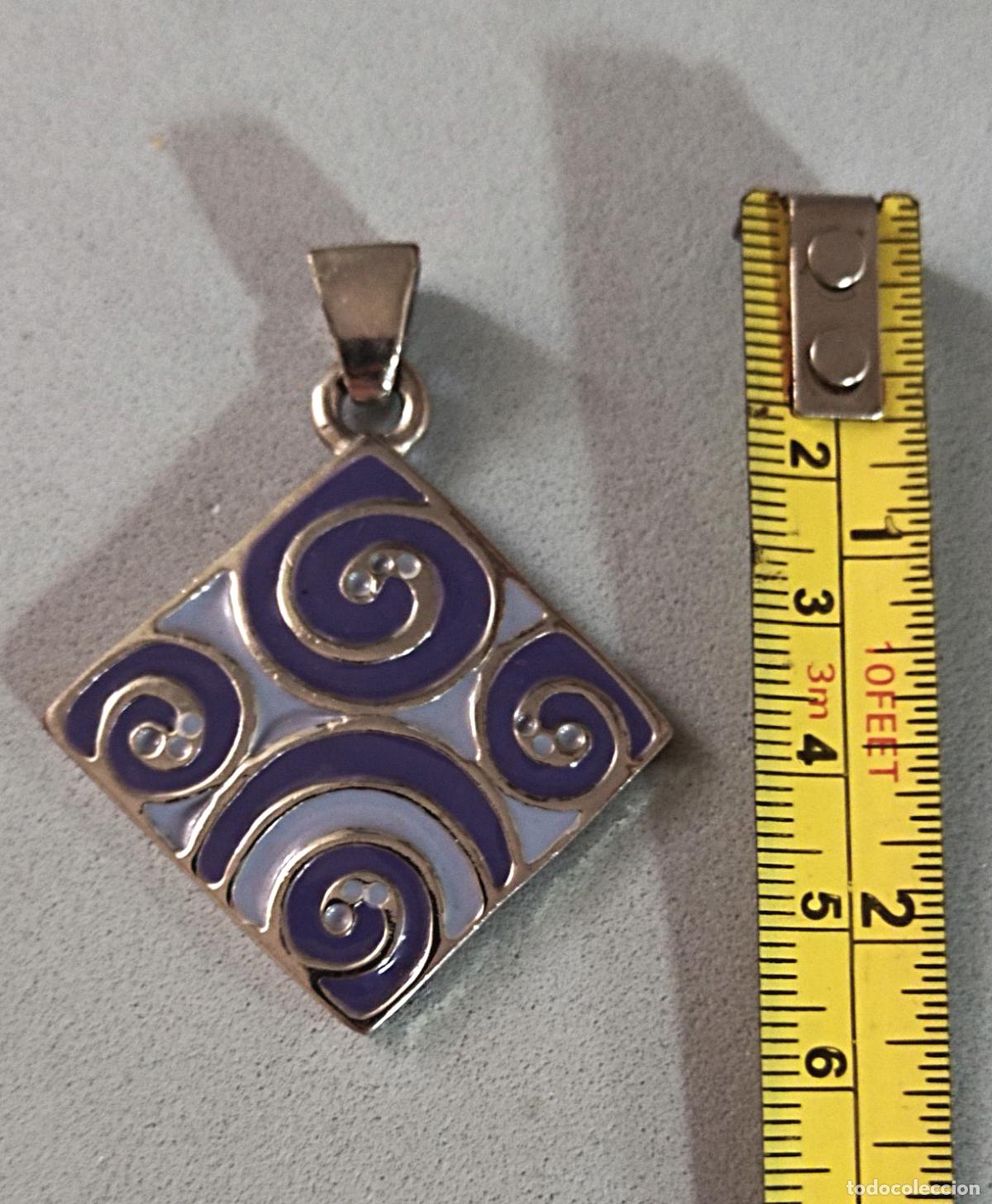 Joyeria: Colgante plateado, bisuter&iacute;a. - Foto 4