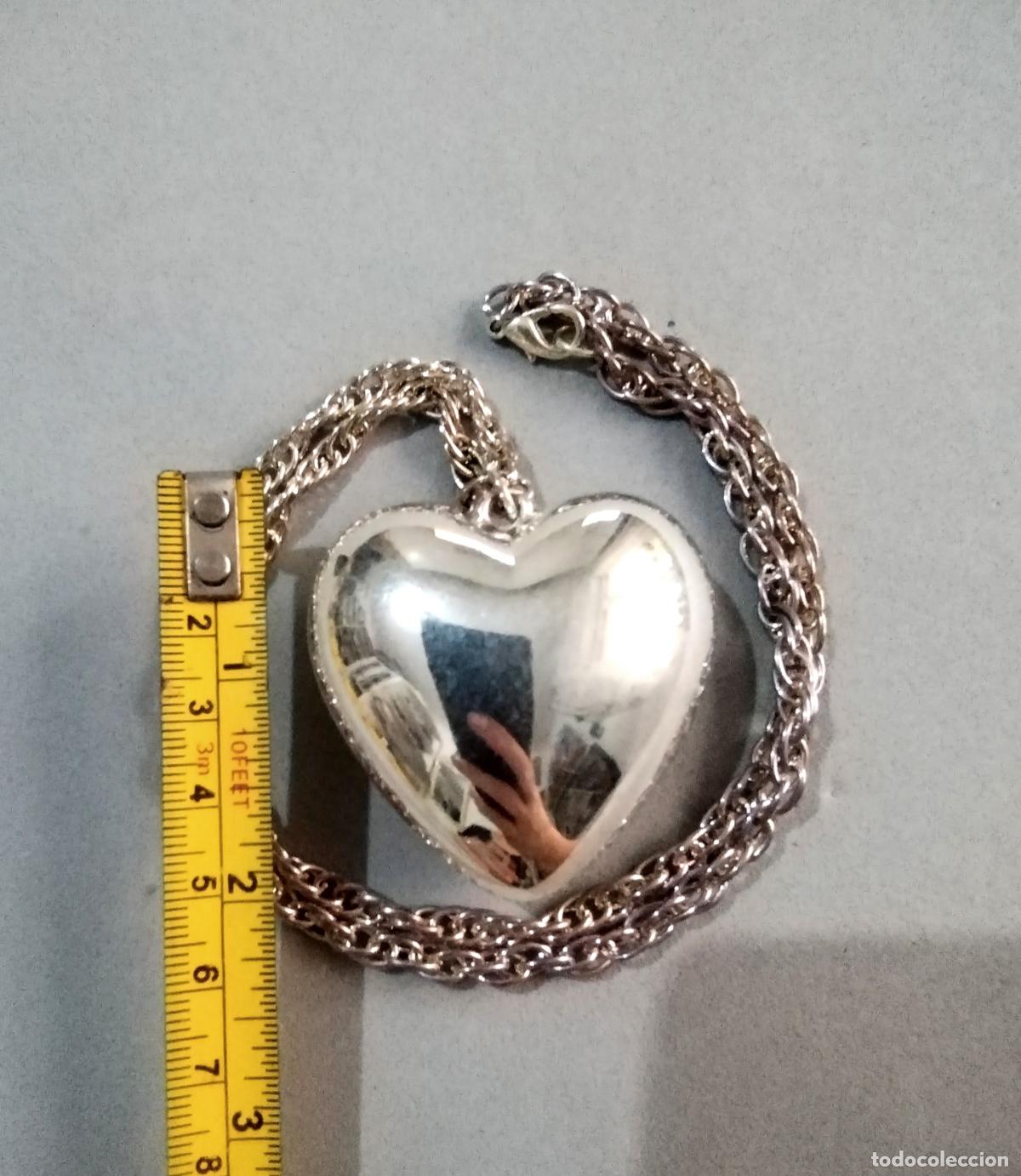 Joyeria: Colgante forma coraz&oacute;n plateado con cadena. - Foto 3