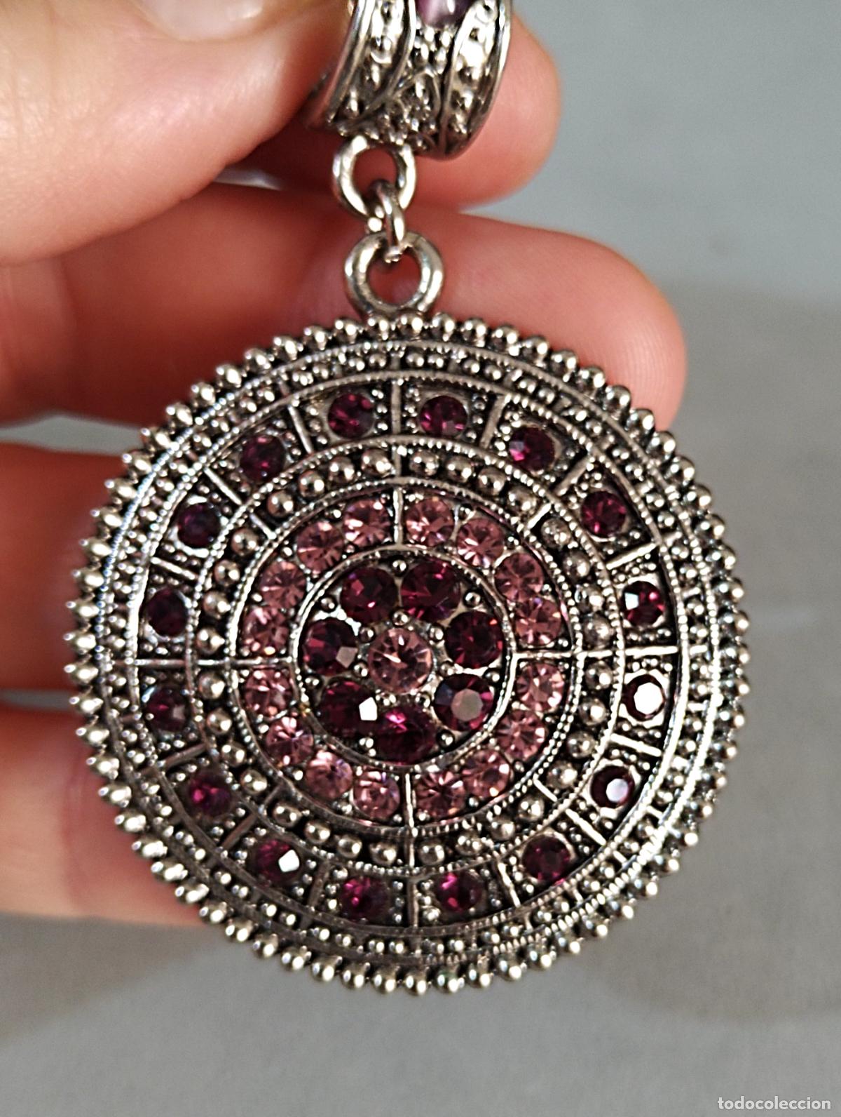 Joyeria: Colgante plateado, bisuter&iacute;a. - Foto 1